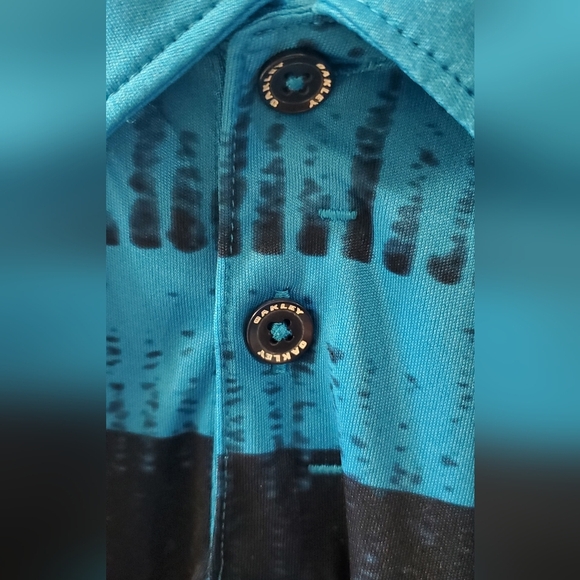 Men's XL Oakley Stretch Polo In Blue Hues. - Picture 3 of 6